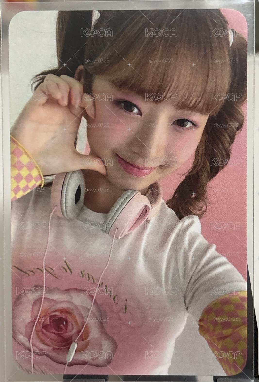 rei代言卡怜 怜 牛角麵包🥐