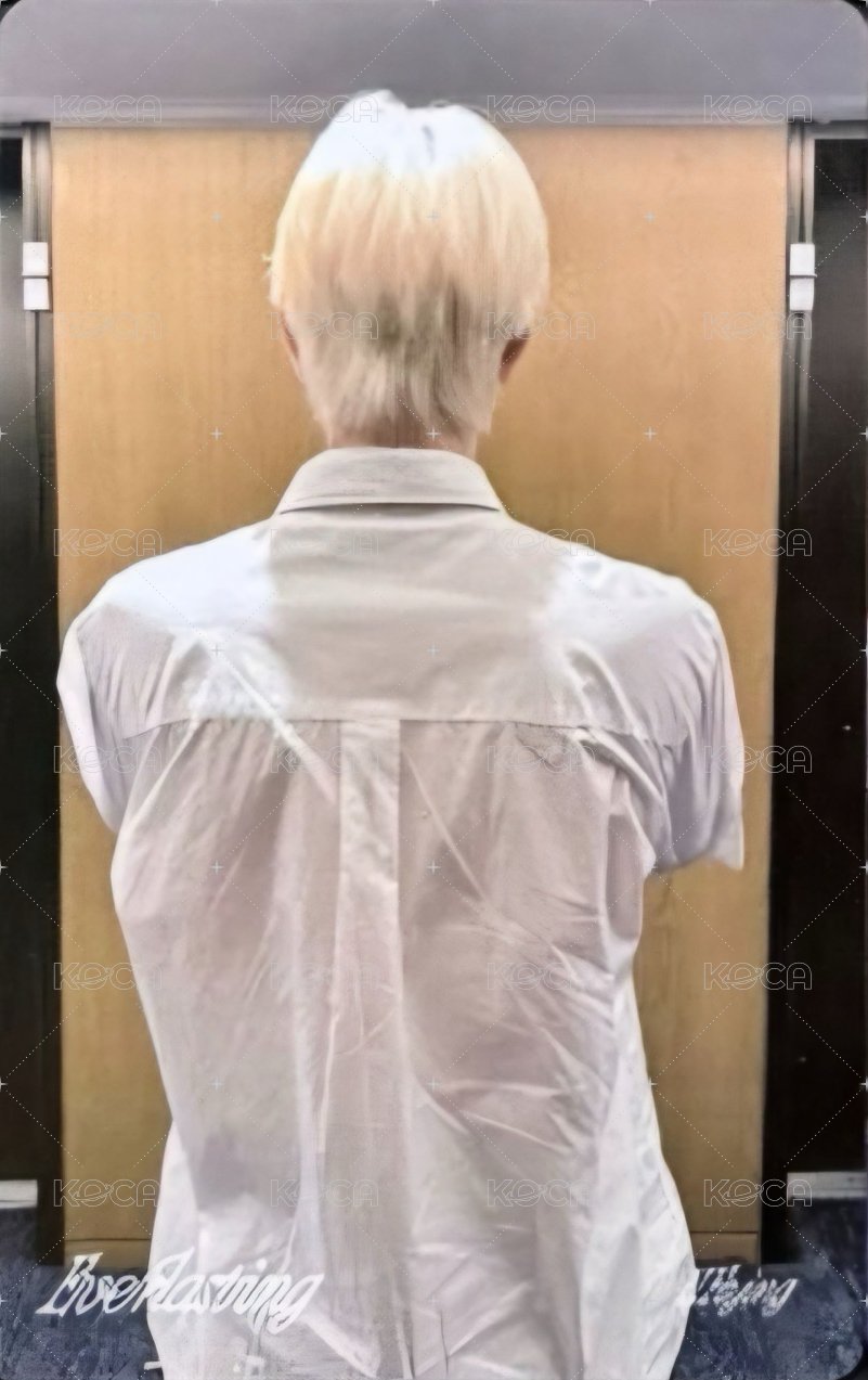正規二 yzy 北京 簽售卡  背面