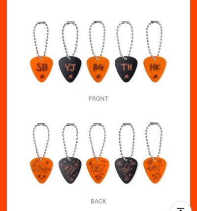 TXT[MOA CON ]GUITAR PICK  Lucky Draw 撥片