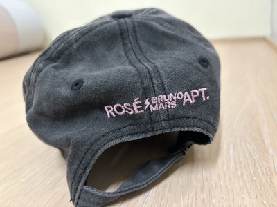 Rosé閃電款鴨舌帽