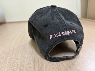 Rosé  APT款鴨舌帽