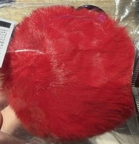 毛球紅