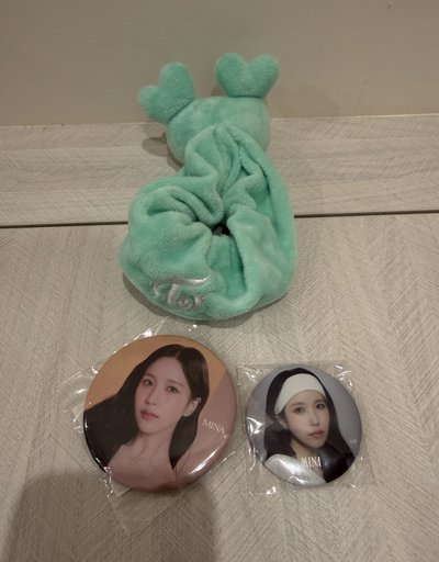 Mina Gigo髮圈+徽章