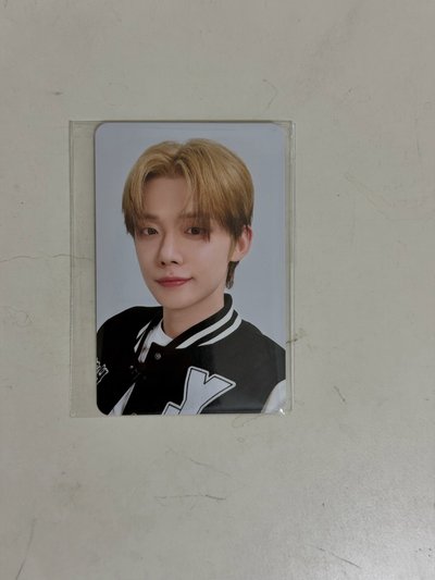 TxT 然竣 小卡