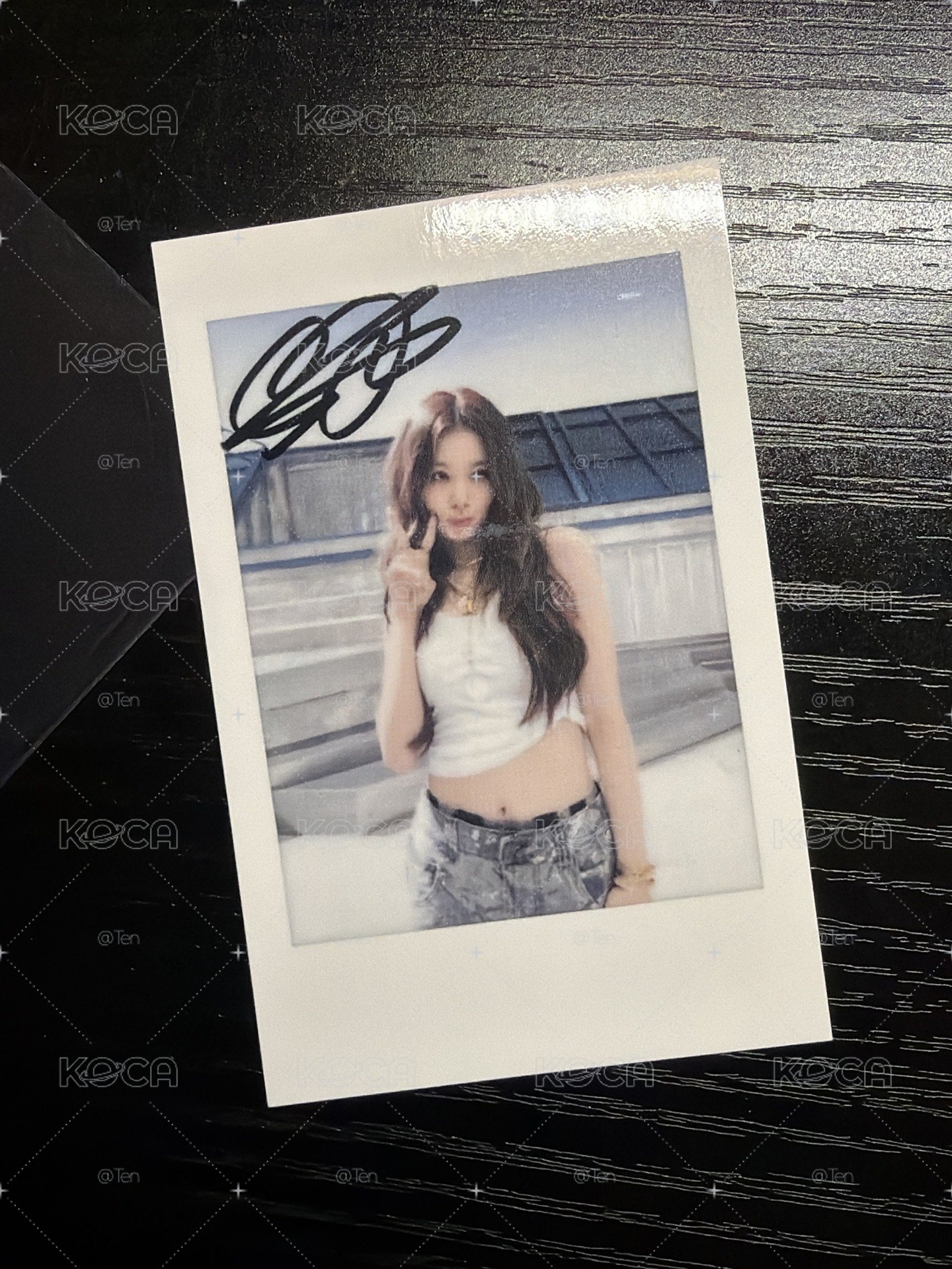 Twice yzy拍立得1.0 Sana