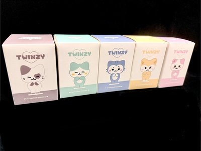 TWINZY 螢幕公仔