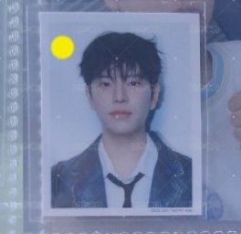 🟡 hollow 證件照玟 微笑