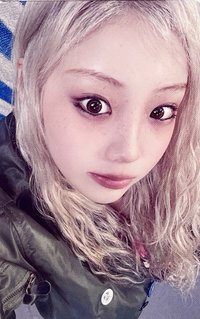 瞪眼比賽禧