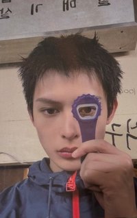 迷二 yzy 幸運卡 