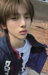 迷二 yzy 幸運卡 