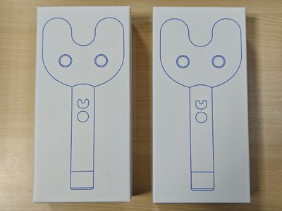 【全新未拆封】NewJeans 應援手燈 (可用優惠價加購手燈裝飾扣)