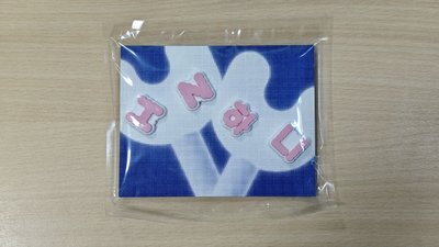 【全新未拆封】NewJeans 應援手燈 (可用優惠價加購手燈裝飾扣)