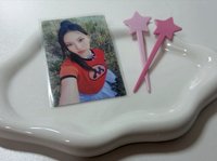Hyein Get up