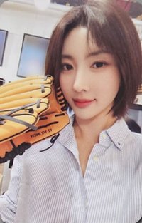 迷你一輯 wf 3.0 簽售卡 Baseball ver.