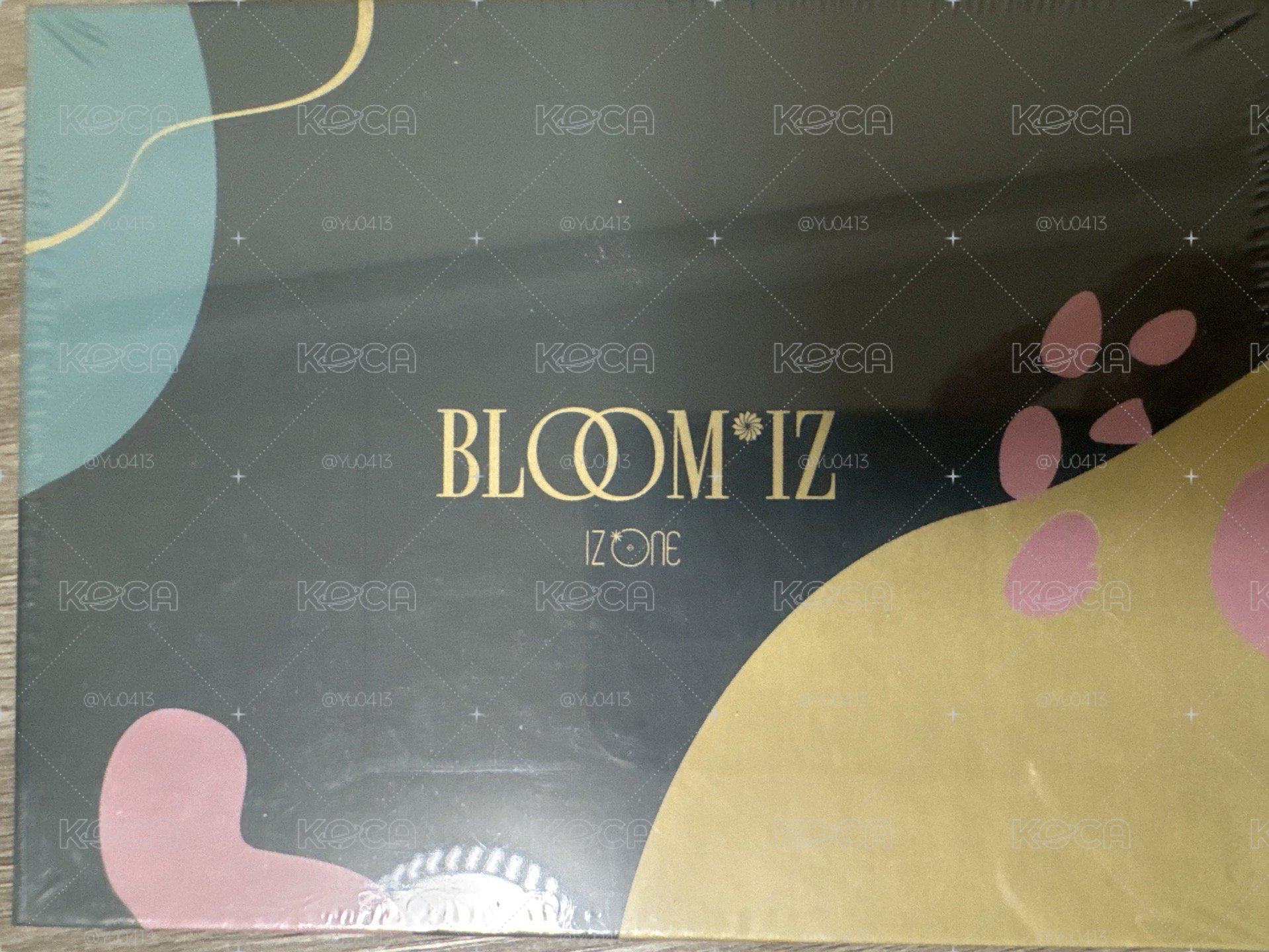 IZONE的《BLOOMIZ》智能專輯（Kit Album）