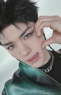 BTW 周邊卡 T恤卡