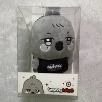 琦（蹦旼）含卡