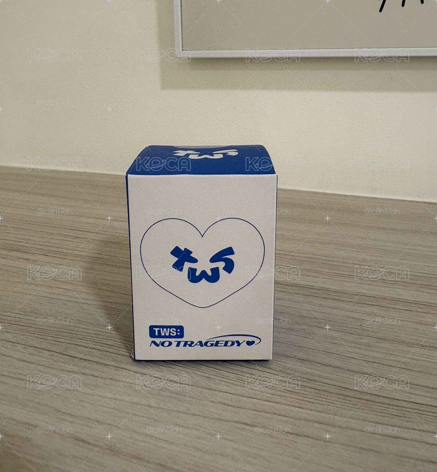TWS 隨機愛心吊飾