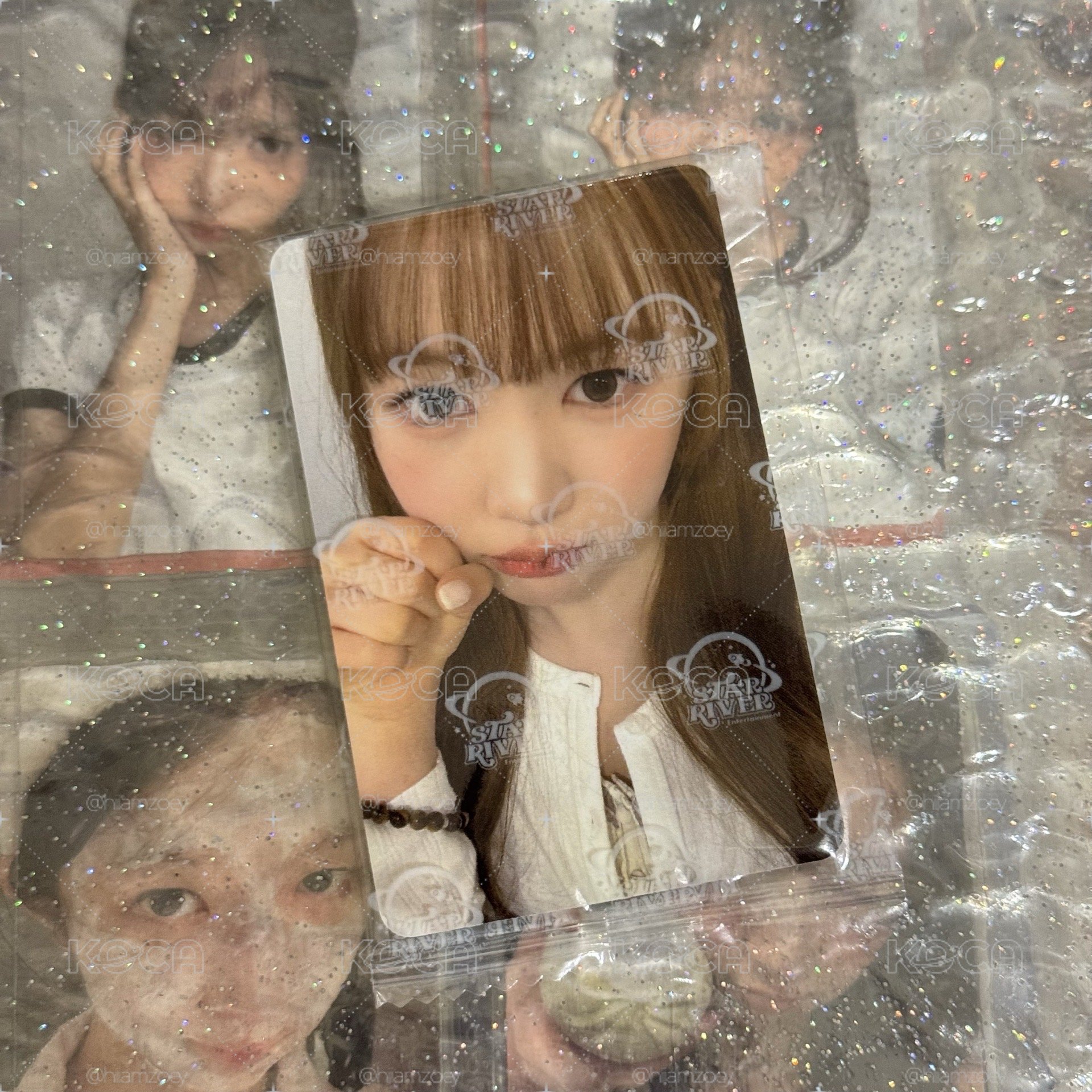 現貨☆Focus sr簽售卡_yeon 中背 原袋未拆