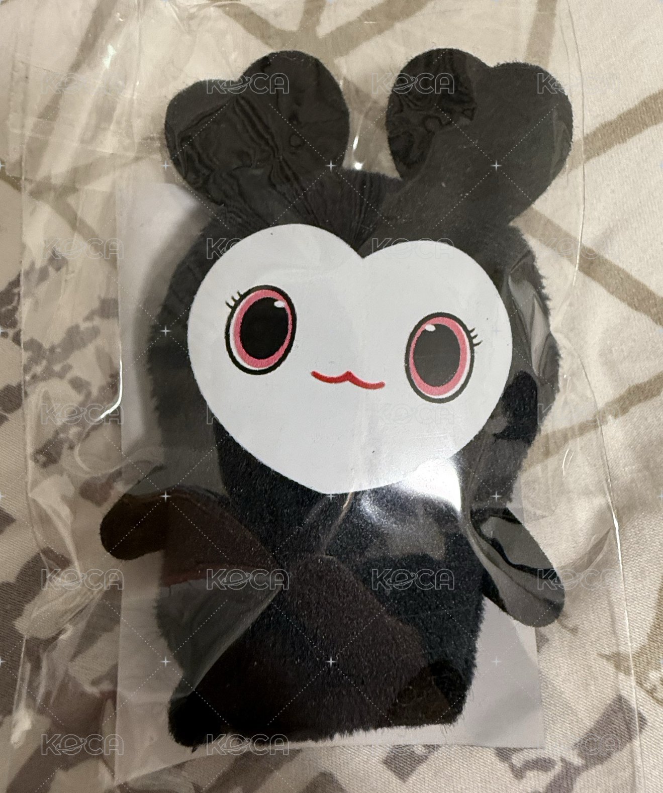 黑色手指娃