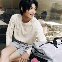L/S T-Shirt