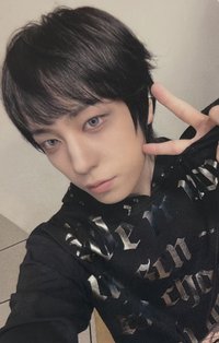 BTL yzy 8.0 簽售卡 