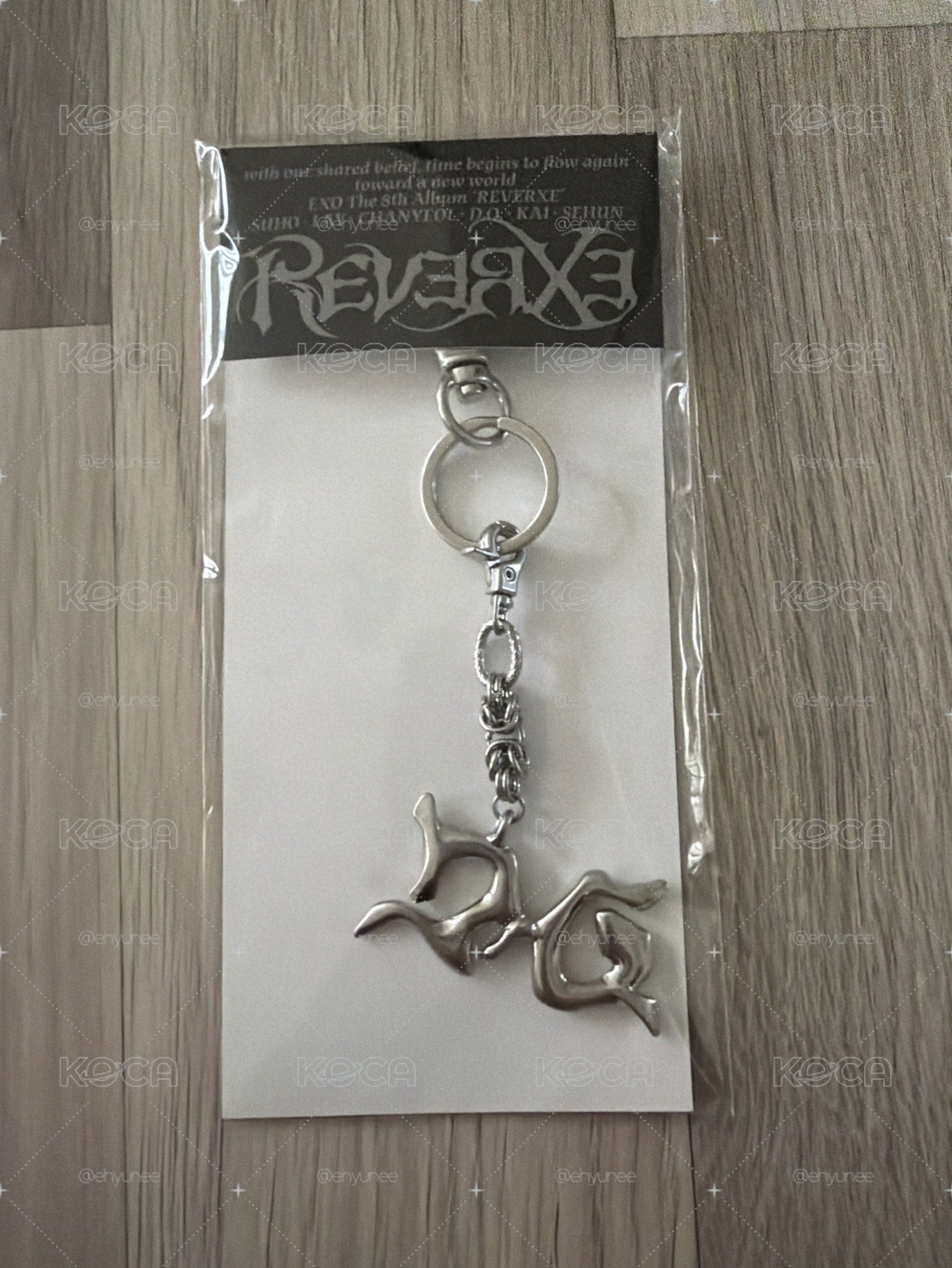 EXO REVERXE DO 都敬秀 快閃店金屬吊飾