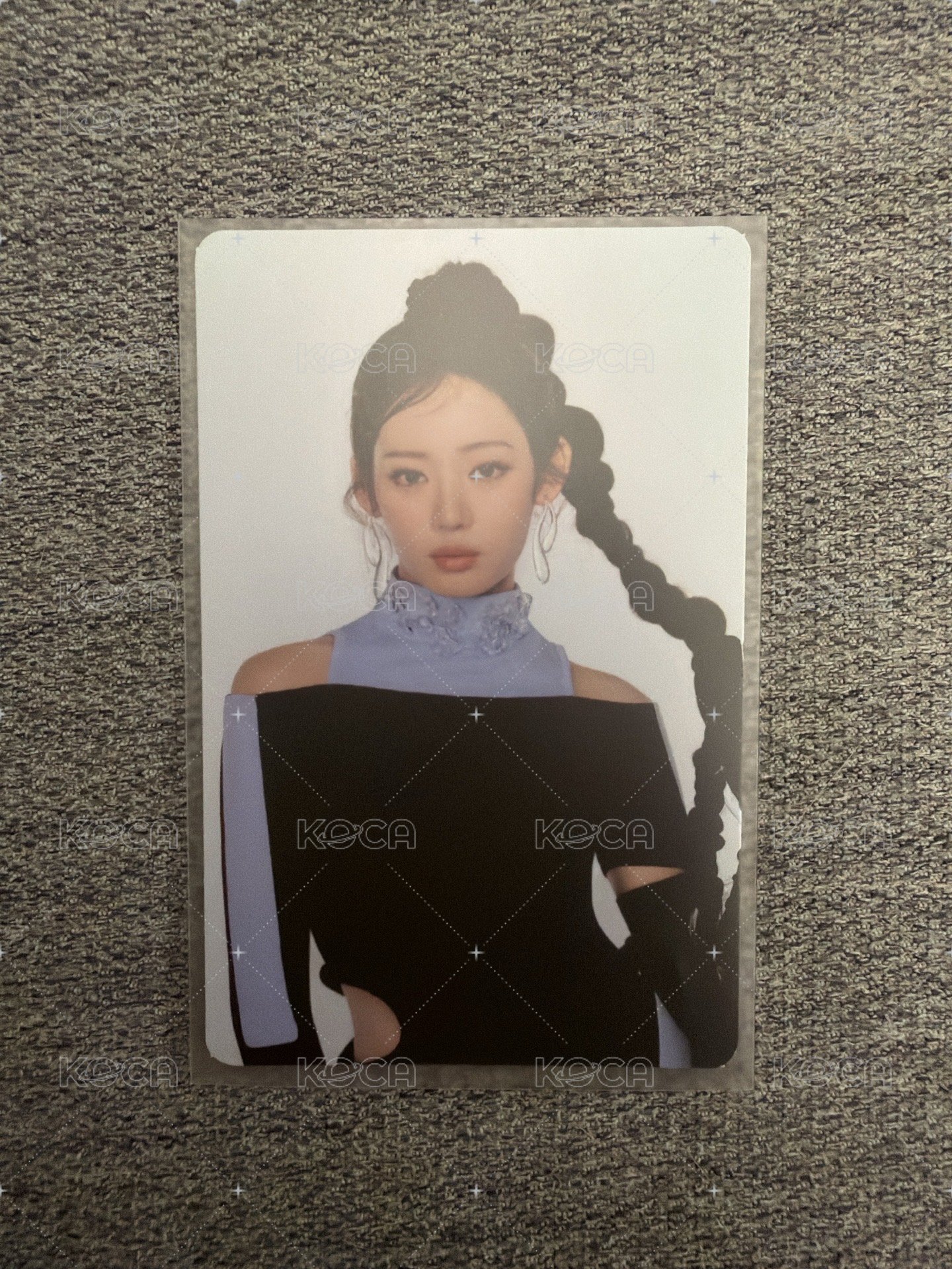 卡包卡白底