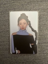 卡包卡白底