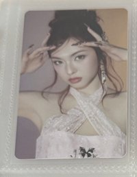 Choom娃專摸頭