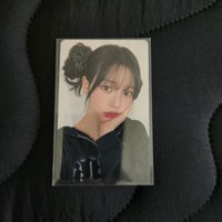 左-托臉柚