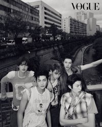 VOGUE KOREA 10月號 2025