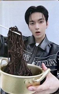 迷八 hl 線下 簽售卡 炸醬麵男友