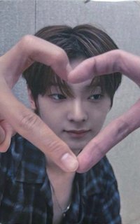YOUTH ERROR KISS ENT ハート ver. 特典卡 