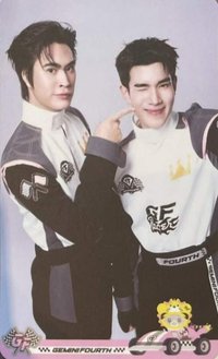 26 LOL 寫真書 周邊卡 