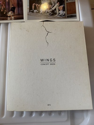 BTS WINGS 概念書 無小卡