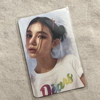 包包頭側臉 Danielle