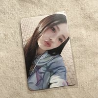 嘟嘴 Hanni