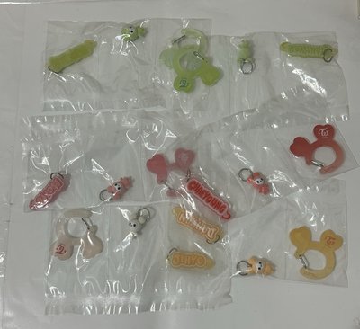 登山扣扭蛋+軟糖吊飾