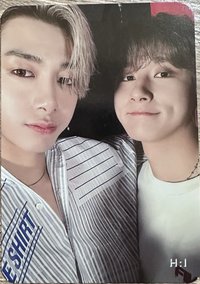 ARE YOU THERE 專輯卡 