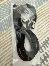黑色掛繩