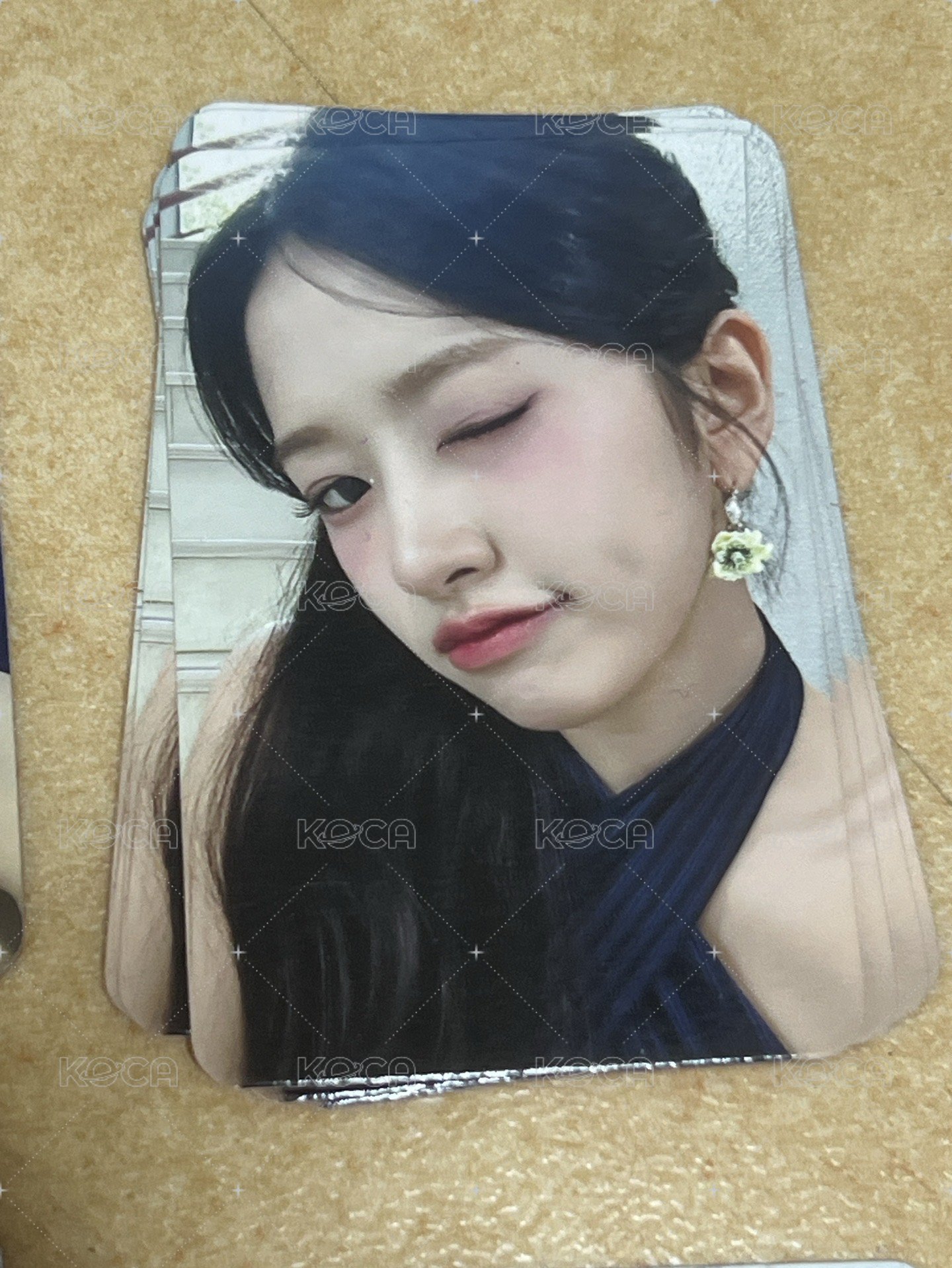 酒窩YUJIN