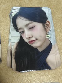 酒窩YUJIN