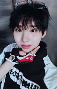 迷二 yzy 1.0 簽售卡 打歌服ver.