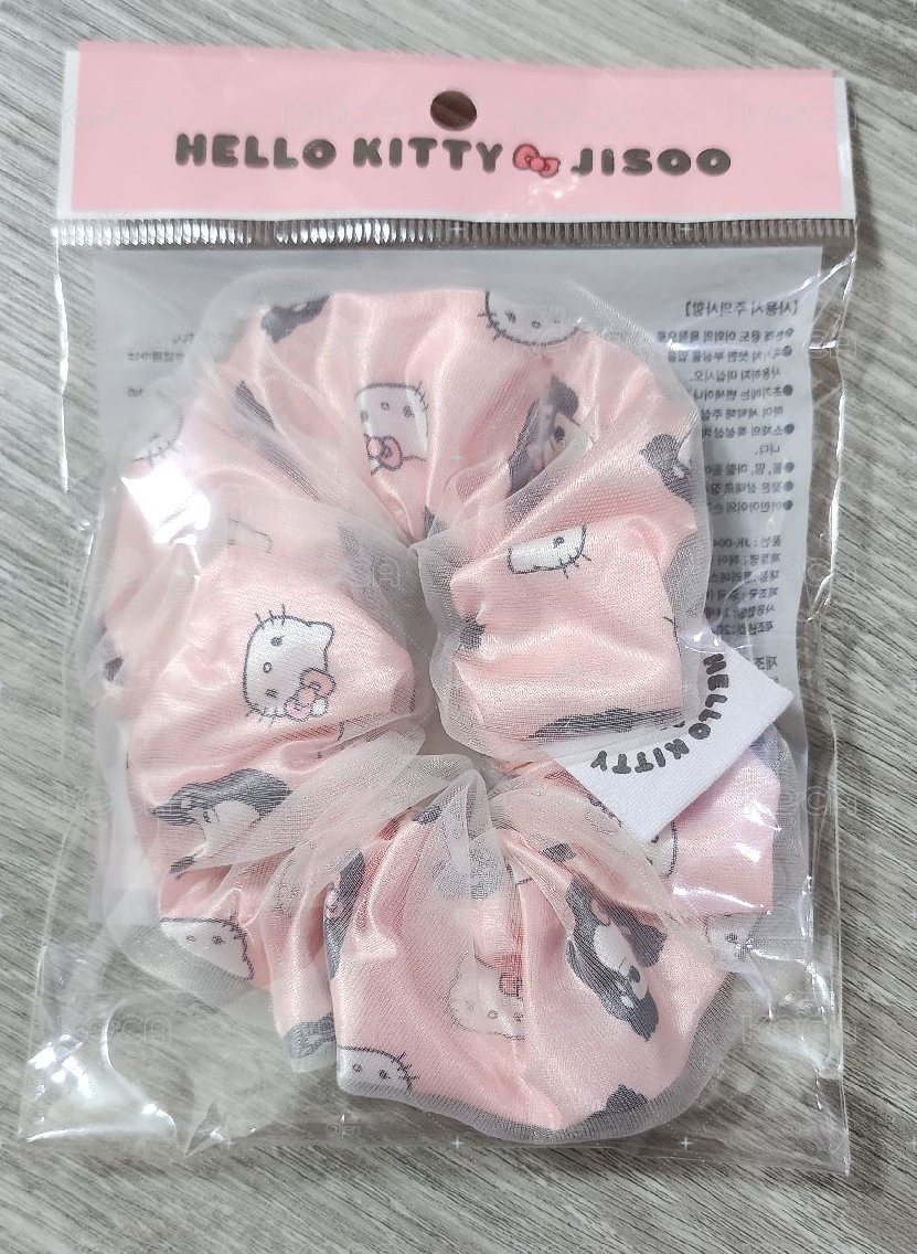HELLO KITTY&JISOO POP-UP STORE 