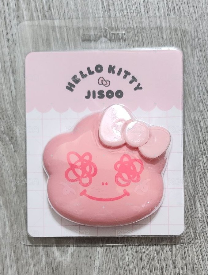 HELLO KITTY&JISOO POP-UP STORE