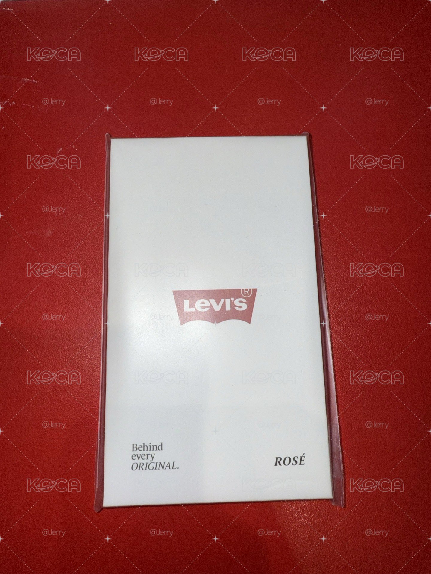 levis一套四張未拆
