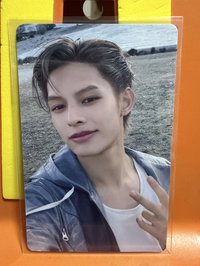 迷一 yzy 2.0 簽售凡