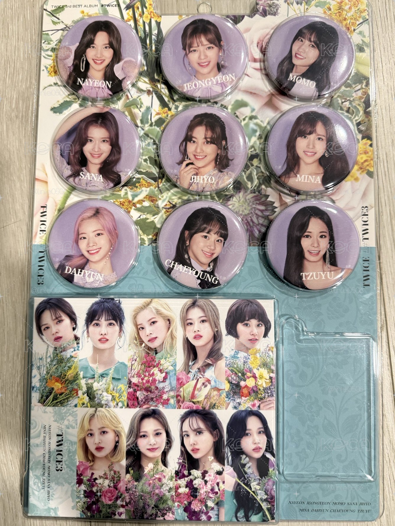 Twice3徽章套組