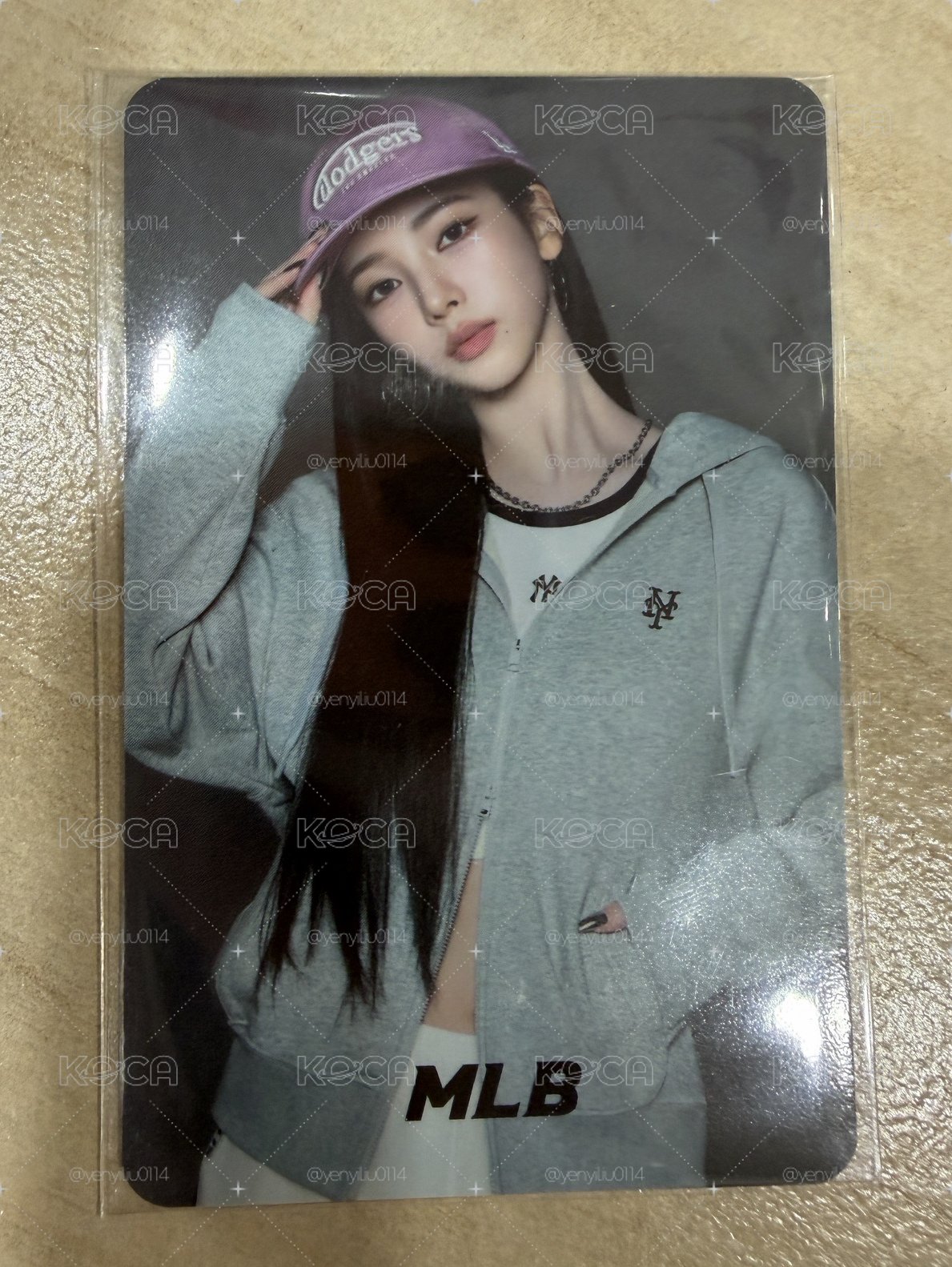 Karina MLB代言卡